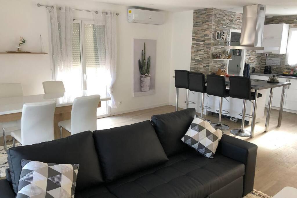 Agreable Maison Entre Bordeaux Et Le Bassin Saint-Jean-d'Illac Zewnętrze zdjęcie